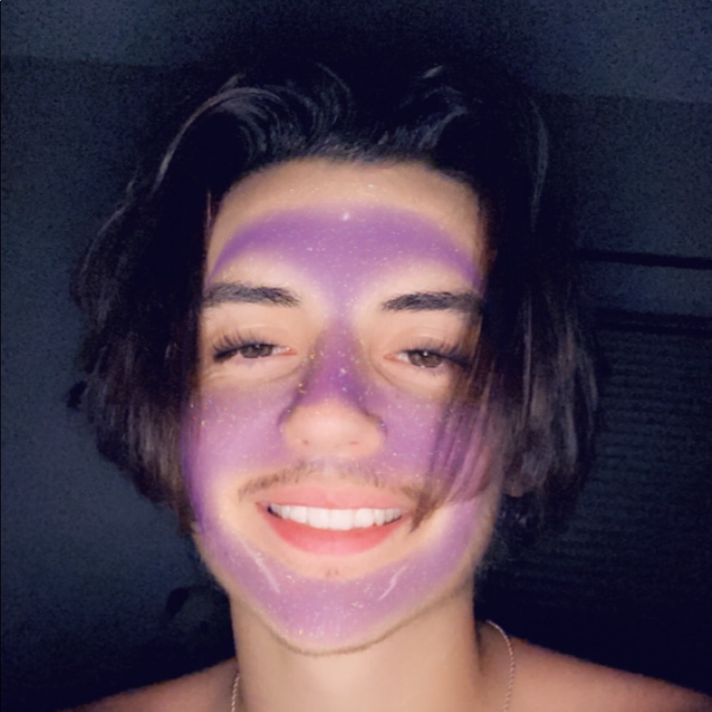 Meet your Posher, Elijah